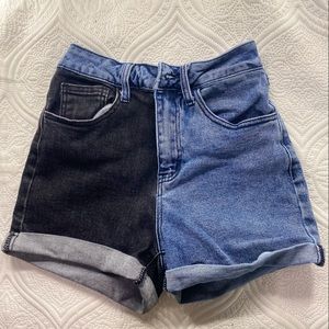 Rue 21 two different colored shorts